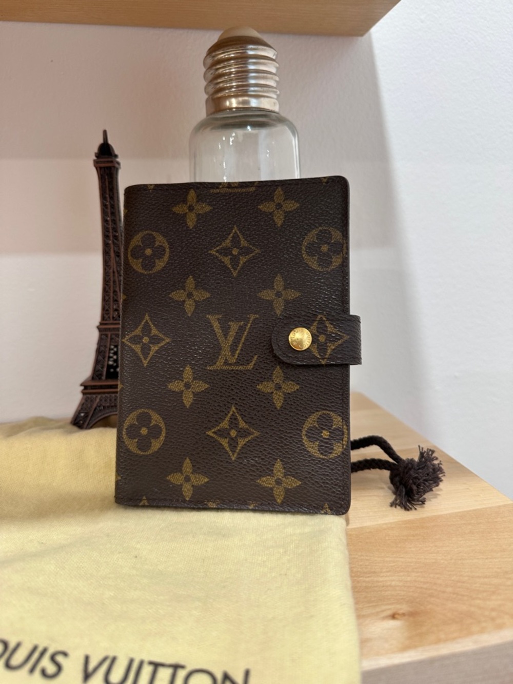 Authentic Louis Vuitton Monogram Canvas Small Agenda Cover - Brown/Tan - Picture 15 of 15